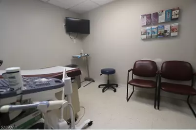 359 Centre St, Nutley, NJ 07110 - Photo 8