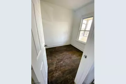 12 Hopper St, Paterson, NJ 07522 - Photo 6