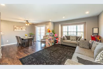 246 Ridge Dr, Pompton Lakes, NJ 07442 - Photo 10