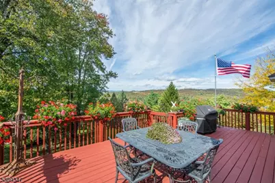 2 Witherwood Dr, Hardyston Township, NJ 07419 - Photo 2