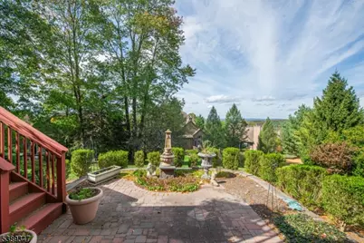 2 Witherwood Dr, Hardyston Township, NJ 07419 - Photo 36