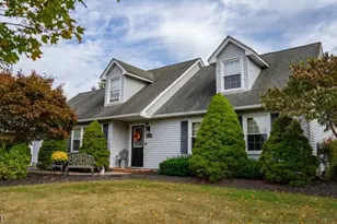 27 Londonderry Dr, Raritan Township, NJ 08822 - Photo 1