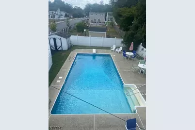 72 Central Ave, Pompton Lakes, NJ 07442 - Photo 32