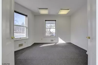 92 Church St 1st Fl, Montclair, NJ 07042 - Photo 10