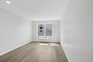 200 Summer St, Paterson, NJ 07501 - Photo 8