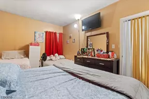 122A Remsen Ave, New Brunswick, NJ 08901 - Photo 14