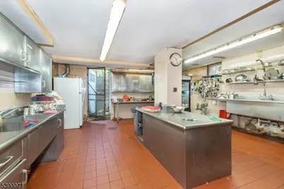 100 Jacksonville Rd #10, Montville Township, NJ 07082 - Photo 14