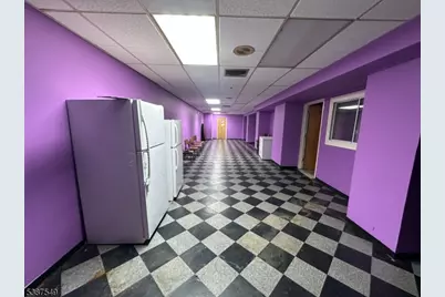 425 S Jefferson St, Orange, NJ 07050 - Photo 14