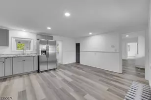 18 Ann St, Knowlton Township, NJ 07832 - Photo 10