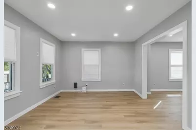 119 Wall St, Belvidere, NJ 07823 - Photo 4