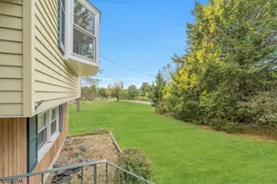 305 Wykertown Rd, Frankford Township, NJ 07461 - Photo 24