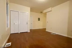 89 Cutler St, Newark, NJ 07104 - Photo 6