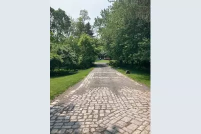 679 Mountain Blvd #6, Watchung, NJ 07069 - Photo 1