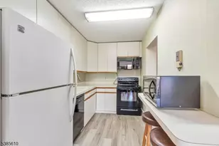 10 N Wood Ave, Linden, NJ 07036 - Photo 8