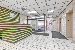 10 N Wood Ave, Linden, NJ 07036 - Photo 22