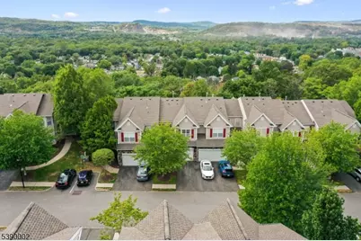 222 Ridge Dr, Pompton Lakes, NJ 07442 - Photo 1