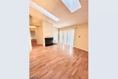 130 Lindsey Ct, Franklin Township, NJ 08823 - Photo 1