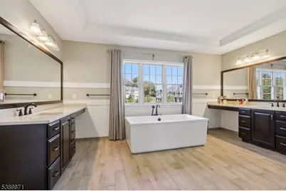 6 Northwood Dr, Franklin Lakes, NJ 07417 - Photo 24