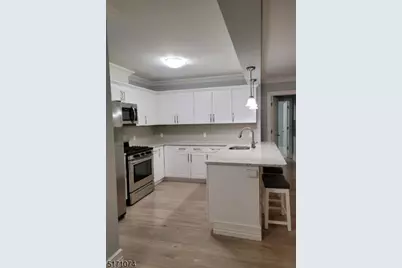 10 Lower Notch Rd #11, Woodland Park, NJ 07424 - Photo 2