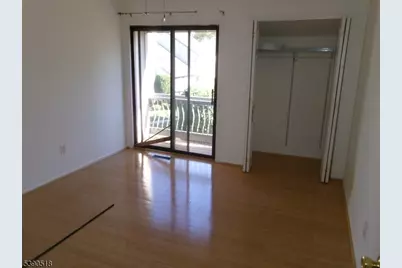 55 Talbot St, Franklin Township, NJ 08873 - Photo 14