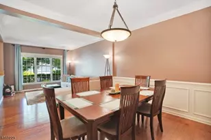 8 Hancock Ct, Bernards Township, NJ 07920 - Photo 4