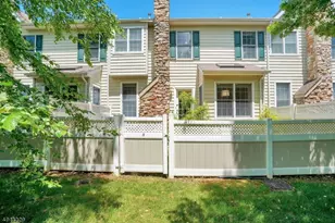 8 Hancock Ct, Bernards Township, NJ 07920 - Photo 24