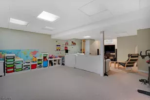 8 Hancock Ct, Bernards Township, NJ 07920 - Photo 22