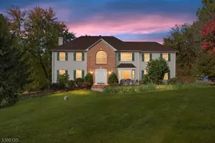 5 Sky View Garden Rd, Clinton Township, NJ 08833 - Photo 4