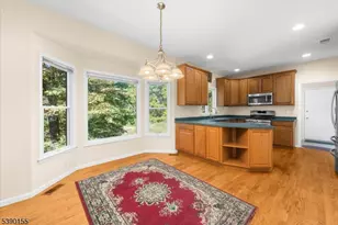 5 Sky View Garden Rd, Clinton Township, NJ 08833 - Photo 12