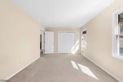 5 Sky View Garden Rd, Clinton Township, NJ 08833 - Photo 32