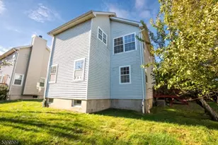 42 Nostrand Rd, Hillsborough Township, NJ 08844 - Photo 6