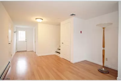 8 Marianna Pl, Morris Township, NJ 07960 - Photo 14