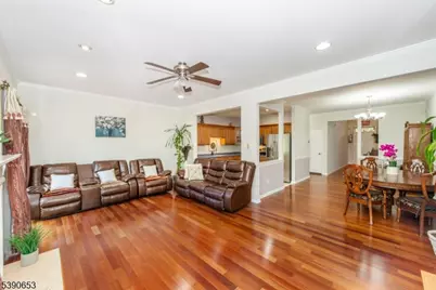 144 Jillian Blvd, Parsippany, NJ 07054 - Photo 10