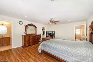 144 Jillian Blvd, Parsippany, NJ 07054 - Photo 14