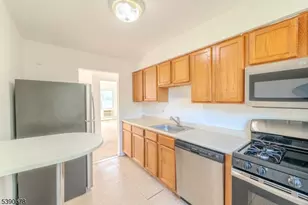 88 Fox Rd, Edison Twp., NJ 08817 - Photo 20