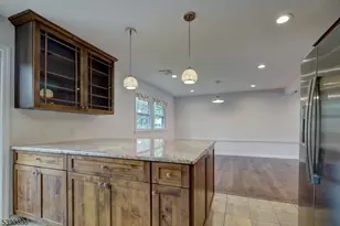 819 Ridgewood Rd, Millburn, NJ 07041 - Photo 10