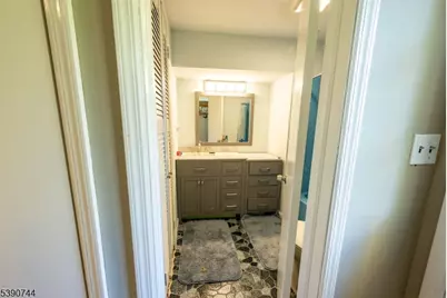 13 Village Way #E7, Vernon Twp., NJ 07462 - Photo 22