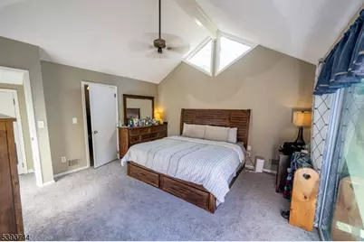 13 Village Way #E7, Vernon Twp., NJ 07462 - Photo 28