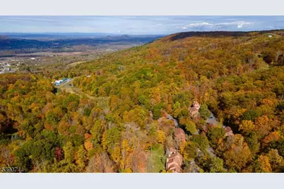 13 Village Way #E7, Vernon Twp., NJ 07462 - Photo 38