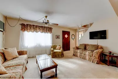 798 Pinewood Rd, Union Township, NJ 07083 - Photo 4