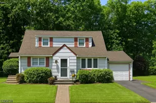 798 Pinewood Rd, Union Township, NJ 07083 - Photo 1