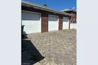 939 Meacham Ave #1, Linden, NJ 07036 - Photo 6