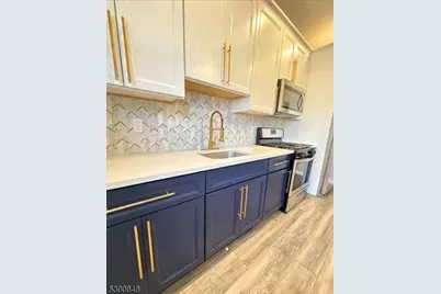 754 756S11th St #4, Newark, NJ 07103 - Photo 4