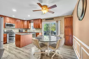 15 Henderson St, Oxford Township, NJ 07863 - Photo 4