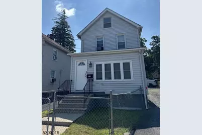 808 E 3rd St, Plainfield, NJ 07062 - Photo 2