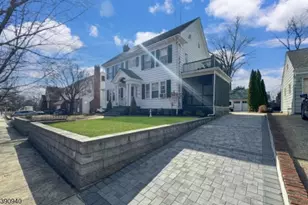 67 Pleasant Ave, Edison, NJ 08837 - Photo 2