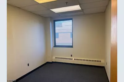 141 Southside Ave, Bridgewater, NJ 08807 - Photo 18