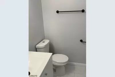 1 Upperbrook Ct, Sayreville Boro, NJ 08859 - Photo 6