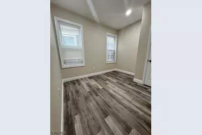 811 S 13th St, Newark, NJ 07108 - Photo 18