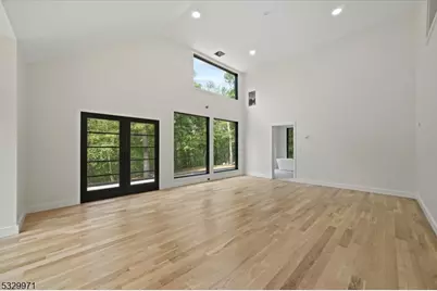 136-2 Mount Harmony Rd, Bernardsville, NJ 07924 - Photo 12